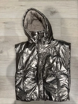 Chaleco acolchado Daily Practice Anthropologie metálico cobre rosa cromo XXS Foto 1 de 4