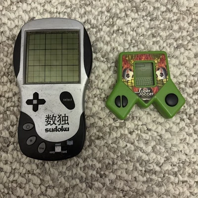 Juegos portátiles vintage Sudoku Super fútbol sin probar Foto 1 de 2
