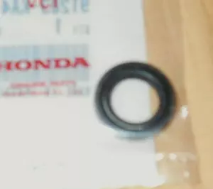 HONDA VTX1300,600RR,1000RR,STATELINE,FURY,INTERSTATE ENGINE OIL SEAL SHIFT SHAFT - Bild 1 von 1