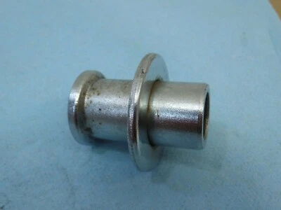 Suzuki VS800 Intruder 1996 rueda delantera eje perno espaciador cuello Foto 1 de 4