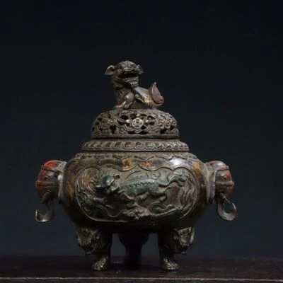 6.7" Old qing dynasty qianlong mark Bronze lion Elephant Head Three foot Burner - Image 1 of 4