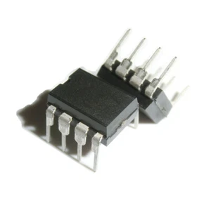 10PCS 6N137 Chip DIP8 - Foto 1 di 1