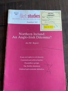 Northern Ireland: An Anglo-Irish Dilemma? PB (Conflict Studies) - Picture 1 of 3