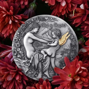 2023 Kamerun 2 Oz Silber 2000F Mädchen und Amor Antik Finish vergoldet Münze - Bild 1 von 4