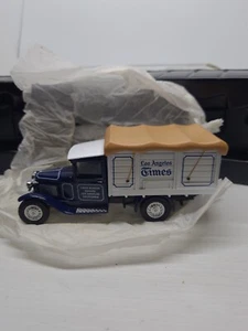 Matchbox Collectibles Power Of Press 1932 Ford AA Truck The LA Times YPP 05 New - Picture 1 of 13