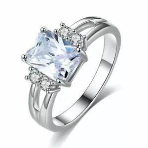 US SELLER DAZZLING WHITE SAPPHIRE SIMULATED GEM SOLITAIRE W/ ACCENTS SIZE 9 RING - Picture 1 of 1