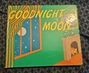 Vintage 1982 GOODNIGHT MOON Margaret Wise Brown, Clement Hurd Classic Book Poor - Picture 1 of 3