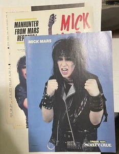 Vintage Motley Crue Mick Mars Complete Magazine Article & Pinup - Bild 1 von 1