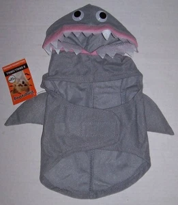 Nuevo con etiquetas Simply Perro Mascota Tiburón Disfraz XS S M L Perros Gato Petco Halloween - Imagen 1 de 11