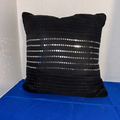 Almohada suave brillante con lentejuelas negra 12” X12” - Estate Find Foto 1 de 4