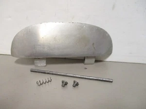 Pie abatible de alimentación de base delantera R3578 para cortador de tela eléctrico vintage Wolf modelo R - Imagen 1 de 10
