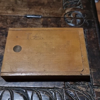 Draughts Checkers wooden, Boxed Vintage 1950s Full Set 24 Pieces - Image 1 of 3