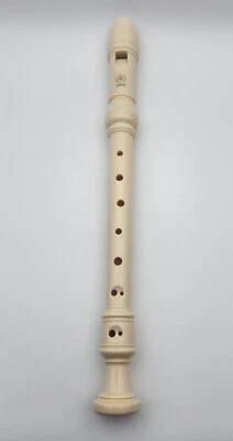 Flauta Estudiante Plástico Yamaha Crema (Blanco) Color 13" 3 Piezas Foto 1 de 4