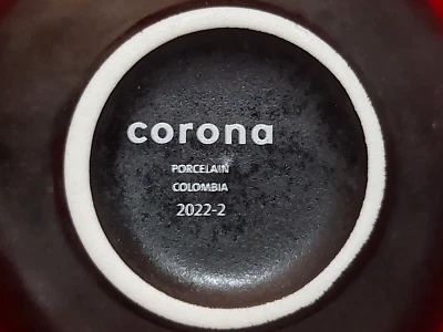 Corona NEGRO Porcelana Dedo Cuenco 4" Hecho en Colombia 2022-2 Casi COMO NUEVO Foto 1 de 4
