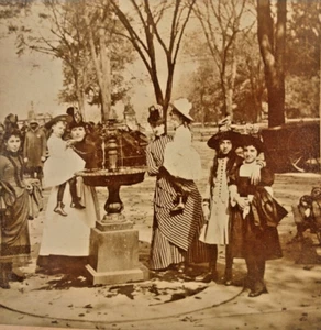 The Fountain Central Park New York c.1892 Stereoview mujeres niños con sombreros - Imagen 1 de 5