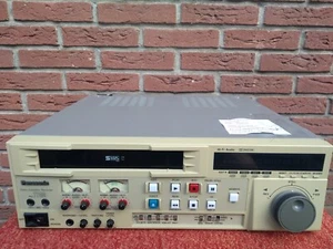 PANASONIC AG-7700 industriale S-VHS ricappato & ore basse & 2 anni di garanzia - Foto 1 di 6