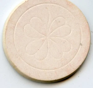 Antique Poker Chip: Pressed Paper Clover White - Picture 1 of 2