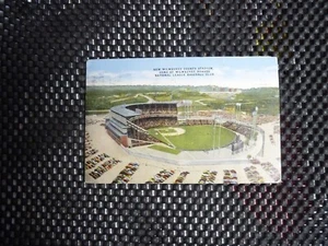 VINTAGE POSTCARD of NEW MILWAUKEE COUNTY STADIUM (HOME OF MILWAUKEE BRAVES)#597 - Picture 1 of 2