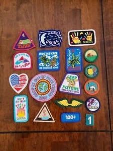 Lote Mixto de 18 Parches Girl Scout Insignias etc... Incluye parches para galletas - Imagen 1 de 5