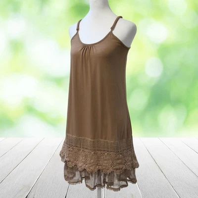 Vestido INVIERNO LENNON Mujer Pequeño Marrón Tejido Cami Sin Mangas Mini Crochet Tul Dobladillo Foto 1 de 4