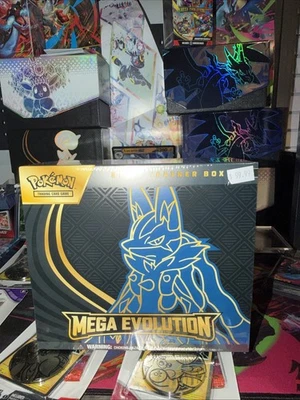 Mega Evolution ETB Mega Evolution Lucario Pokemon Edición Centro Precintado Foto 1 de 4