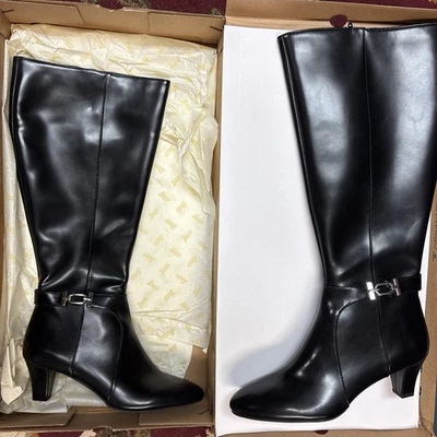 Botas hasta la rodilla Bass-Caroline de cuero negro para mujer con detalle de hebilla Foto 1 de 4