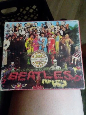 BEATLES CD SG. PEPPERS LONELY HEARTS CLUB BAND JAPAN - Image 1 of 2