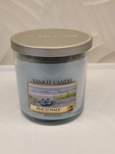 Neu Yankee Candle Beach Walk Glas Glas mit silbernen Deckel 7 Unzen 35-45 Stunden Wachsblau - Bild 1 von 7