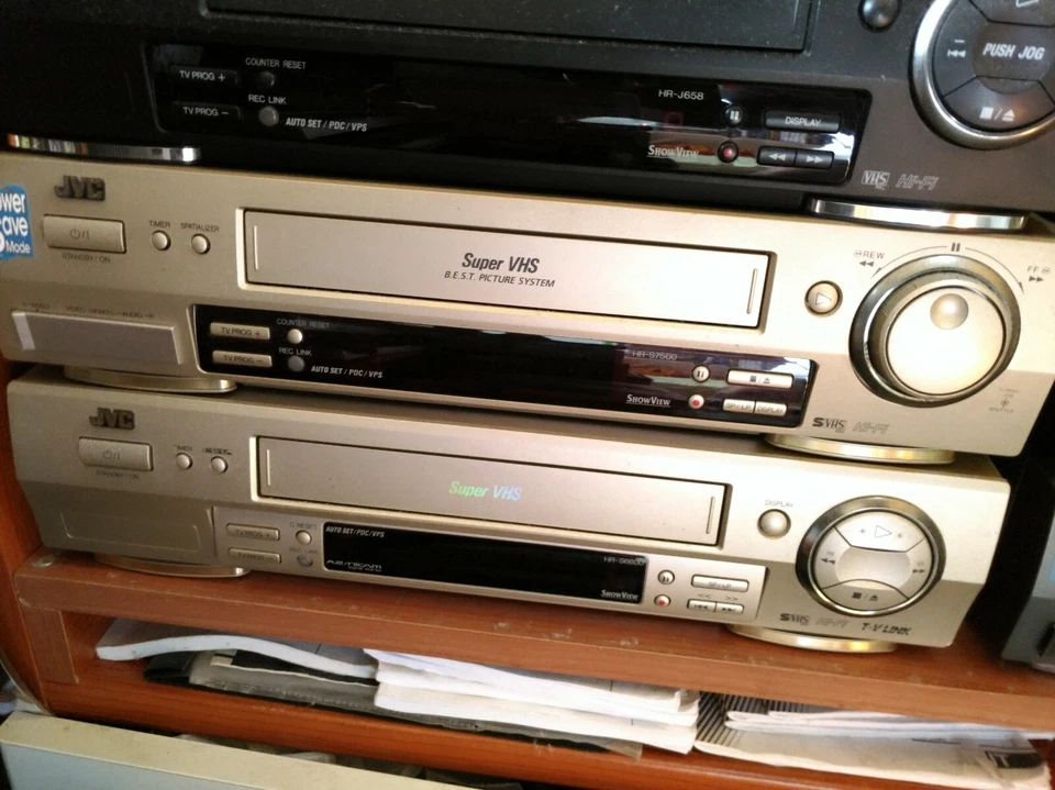 JVC HR S 6600 SUPER VHS HIFI *PERFETTO*TOP VIDEO* - Immagine 1 di 1