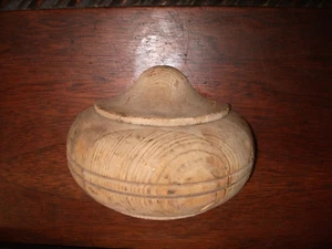 Vtg. Finial - 1/2 finial - Queen Anne style - Picture 1 of 5