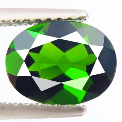 1.94ct FLAWLESS NATURAL 5A GREEN CHROME DIOPSIDE OVAL 9x7mm STUNNING RUSSIAN GEM - Image 1 of 4