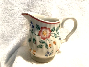 Churchill Chartwell Collection Creamer Briar Rose Multi Color England 3 3/4" T - Picture 1 of 6