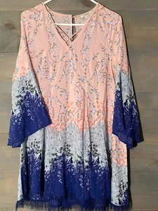Umgee Dress Women's Size M Boho Floral 3/4 Sleeve wide Cris cross fringed - Picture 1 of 15