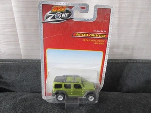 1:64 Maisto Jeep Rescue METALLIC GREEN Hot Zone - Picture 1 of 6
