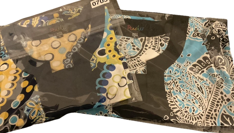 Lot Of 2 NWT And NWOT Peaches Scrub Tops Sz XL 2 Top 1 Shipping Cost - Image 1 of 4