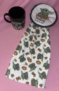 Baby Yoda Coffee Mug Cup Grogu Mandalorian Star Wars Ceramic BLACK w/ Hand Towel - Foto 1 di 8