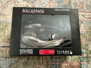Battlestar Galactica Cylon Raider 4,5" Titans Vinyl Figur Loot Crate 2020 Neu in OVP - Bild 1 von 4