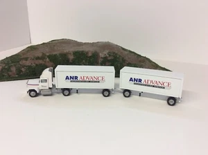 Winross Ford 9000 ANR Advance w/ DBL. Van Trailers. New in Box - Picture 1 of 5
