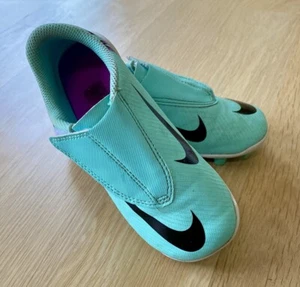 Nike Kids’ Mercurial Vapor 15 Soccer Futbol Cleats 11C - Picture 1 of 8