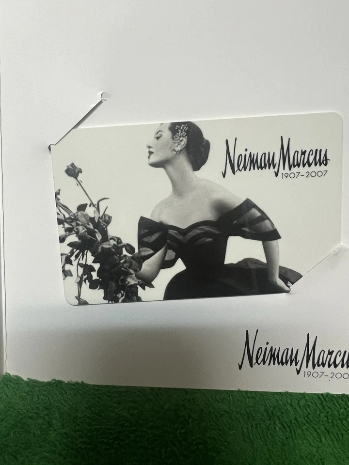Tarjeta de regalo coleccionable 100 aniversario de Neiman Marcus fundada en 1907-2007 Foto 1 de 4