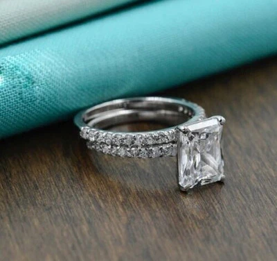 Anello di fidanzamento in moissanite bianca taglio radiante 2,85 ct in oro... - Immagine 1 di 4