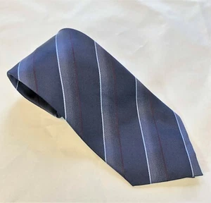 Kenneth Cole Designer Neck Tie 59-3/4" x 4" 100% Silk Blue Purple #1070 - Picture 1 of 4