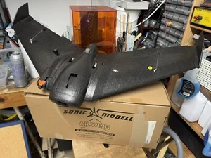 SonicModell AR Wing 900mm FPV GPS RunCam, FrSky, PnP - Picture 1 of 10