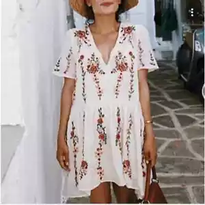 ZARA Damen gefüttert bestickt weiß mit Blumenmuster - Bild 1 von 3