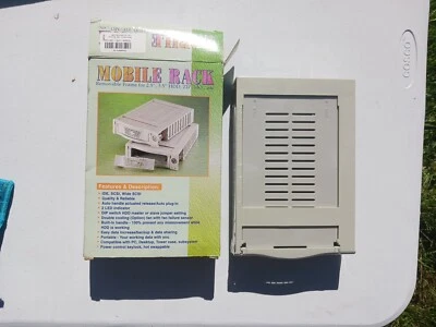 VIPOWER Mobil Rack VP-10KPF(IDE) Removable Frame 2.5" 3.5"  Internal Fan  - Image 1 of 4