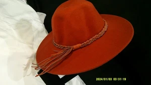 Forever 21 Developer Sample Felt Fedora Orange - Picture 1 of 3