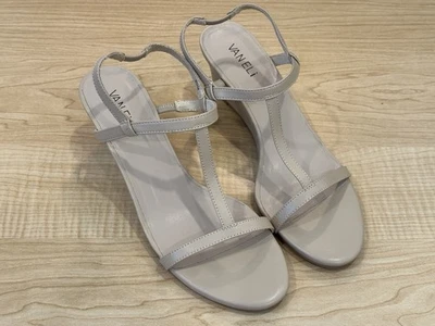 Sandalia Vaneli Mohan - Beige - 8,5 M - NUEVA Foto 1 de 3