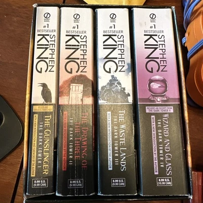 The Dark Tower Boxed Set (Books 1-4) - Image 1 of 4