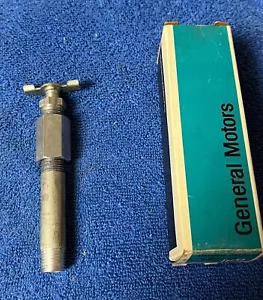 Corvette Radiator drain valve Extension - 1960 - 61 NOS GM 3150906 - Picture 1 of 3