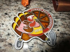 Phoenix Arizona Turkey Trot 2018 Race Running Finisher Marathon Medal - Picture 1 of 4